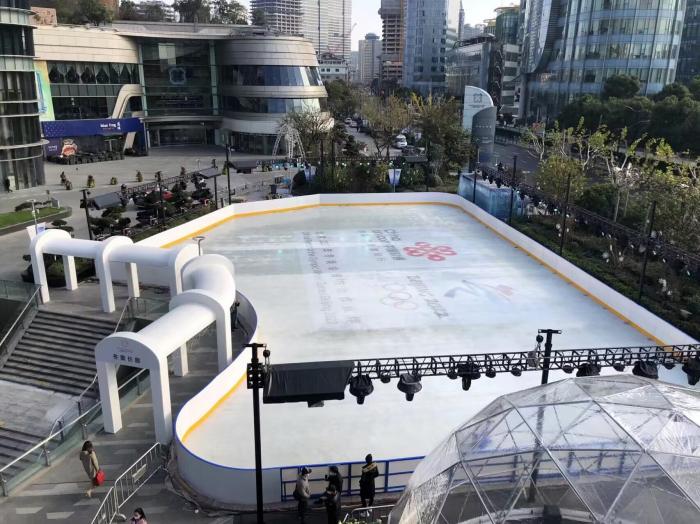 冰球場簡易拼接安裝聚乙烯擋板圍欄界墻